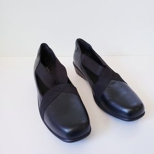 JOJO comfort Women's Black Leather Loafers